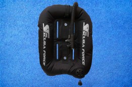 Scubaforce Black Devil Wing 45 lbs - Kopie