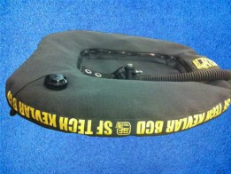SF Tech Wingjacket Blase Grau