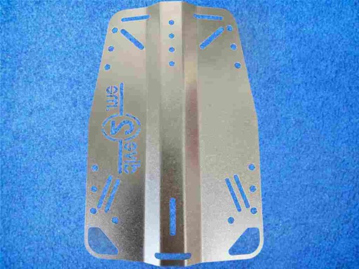 Backplate 3mm aus Edelstahl mattiert