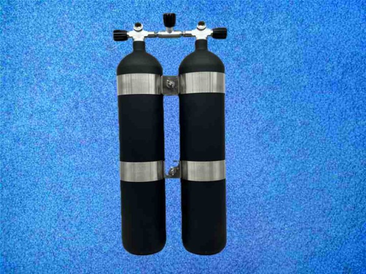 Doppel Tauchflasche 8,5L 232 Bar konkavem Boden - Schwarz