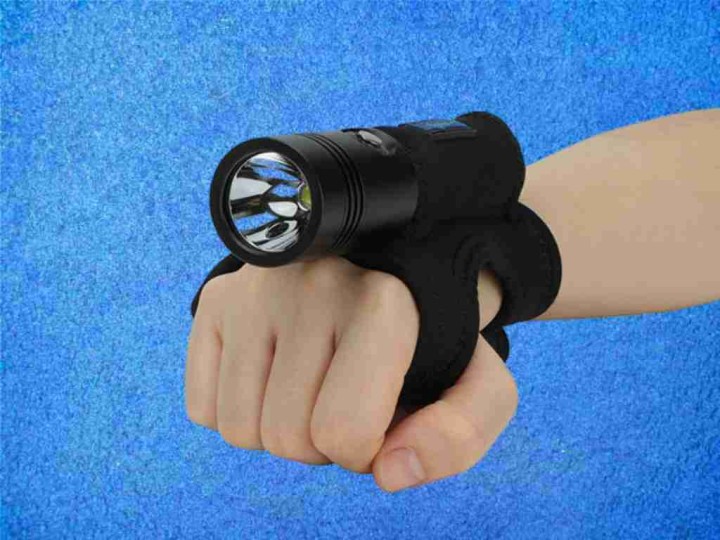 Bigblue AL1300NPGS Tauchlampe