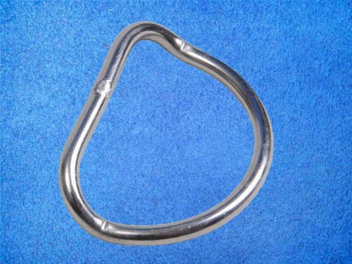 D-Ring gebogen